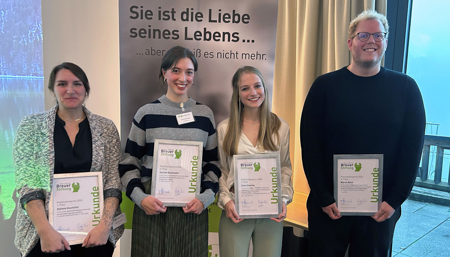 Gruppenbild der ausgezeichneten Personen.