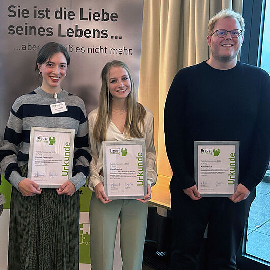 Gruppenbild der ausgezeichneten Personen.