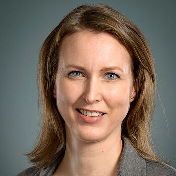 Profilbild von Dr. Anna C. Aschenbrenner